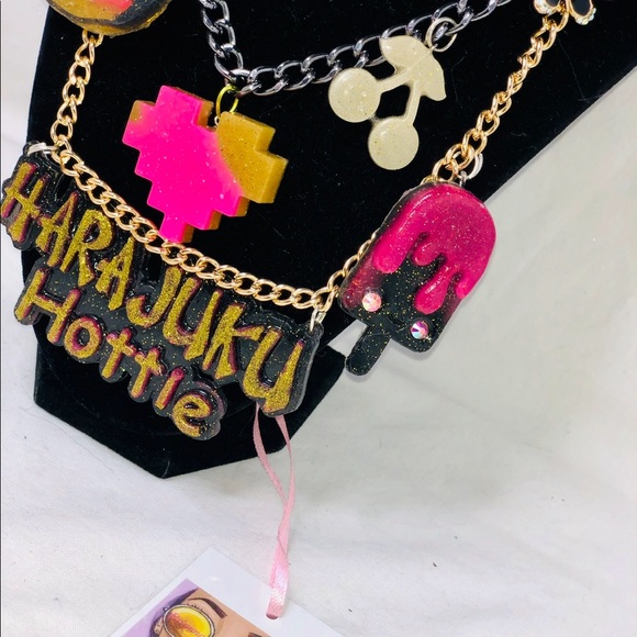 Necklace - Picture 2 of 4